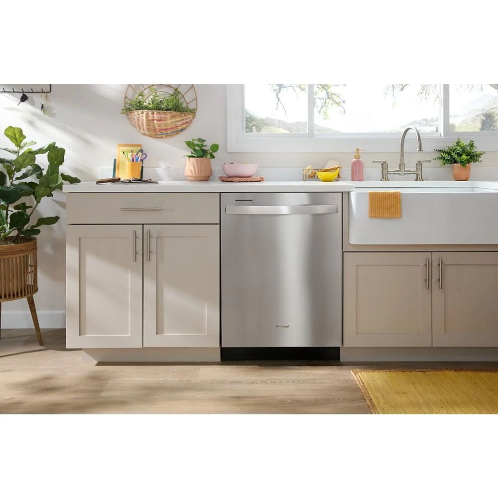 24” Stainless Steel Dishwasher With AI Intelligent Wash, 47 dBA - Print Resist Black Stainless