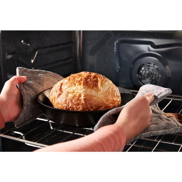 30" Electric Smart Range With Air Cooking Technology, No Preheat Air Fry, High Speed Preheat Oven, Wipeclean Coating, And Steam/Self Clean - Black