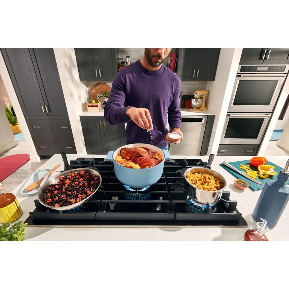 30" Gas-On-Glass Cooktop - Black