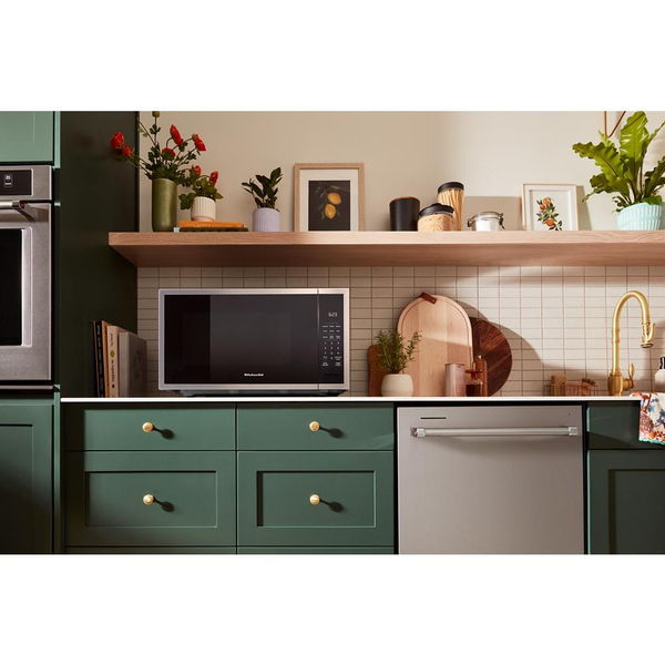 1.6 Cu. Ft. Countertop Microwave - PrintShield Stainless