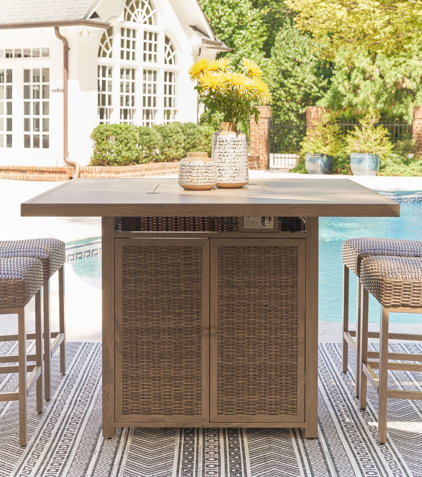 Walton Bridge - 5 Pc. - Square Bar Table W/Fire Pit, 4 Barstools - Driftwood
