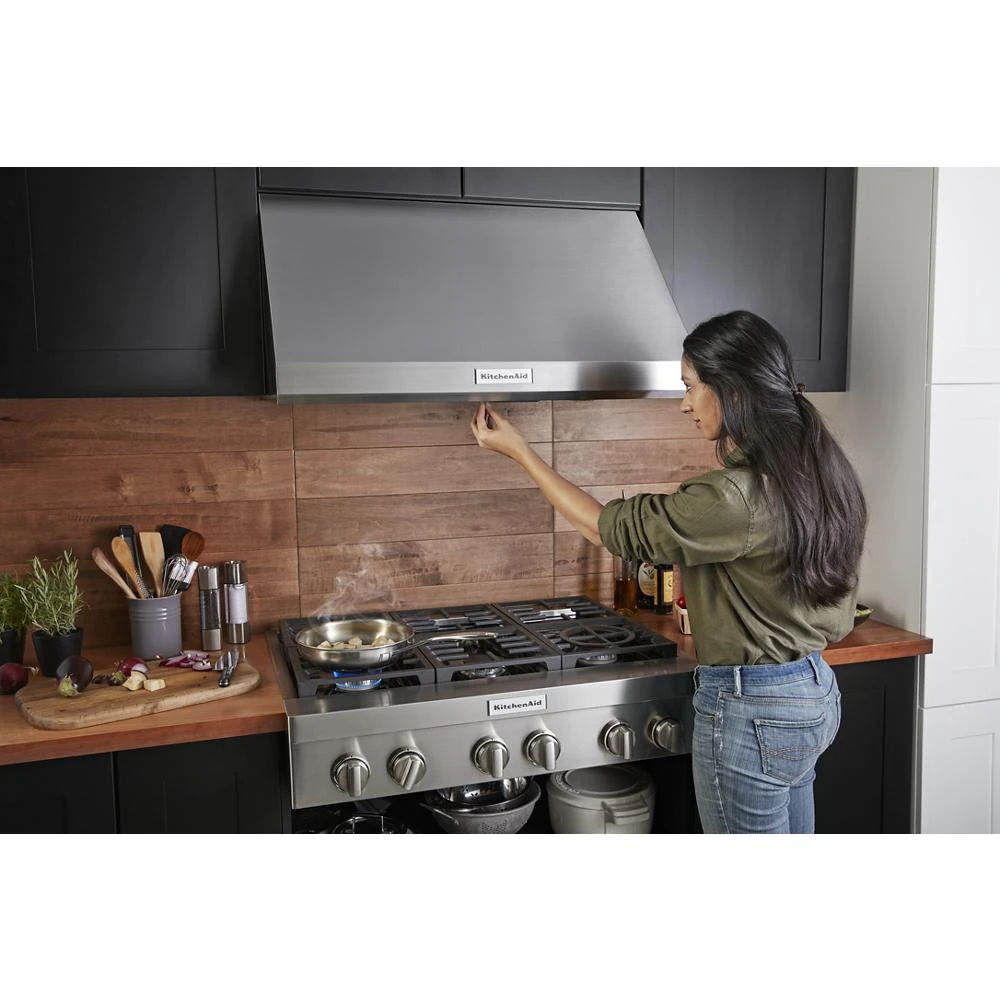 36'' 6-Burner Commercial-Style Gas Rangetop - Stainless Steel