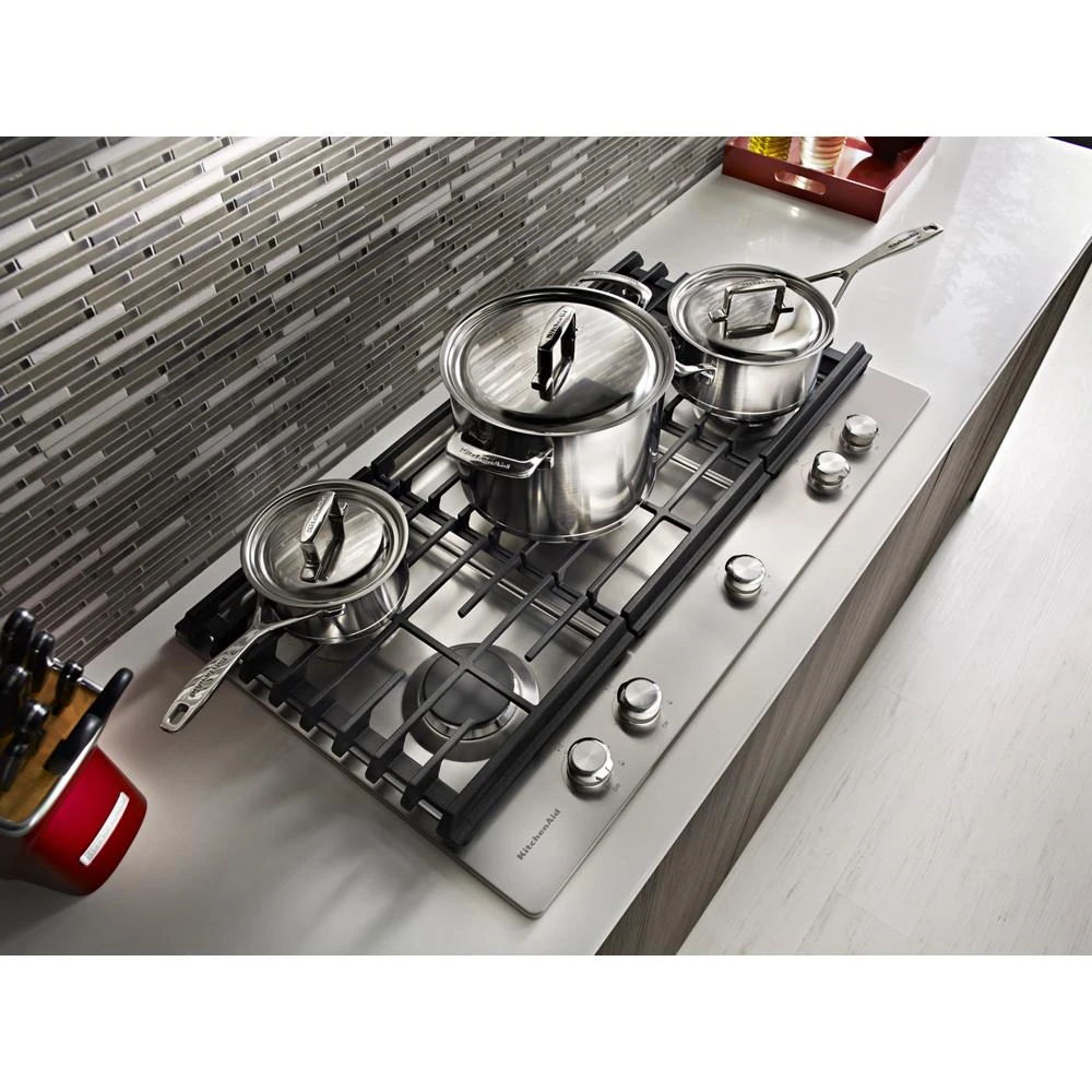 30" 5-Burner Gas Cooktop With Griddle
